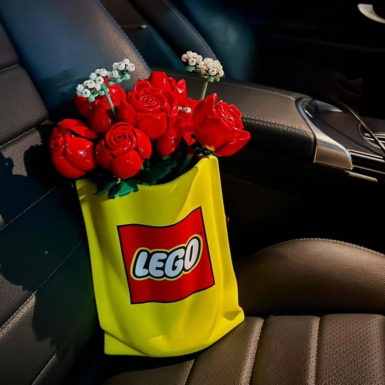 网红新款乐高玫瑰正黄折角花瓶