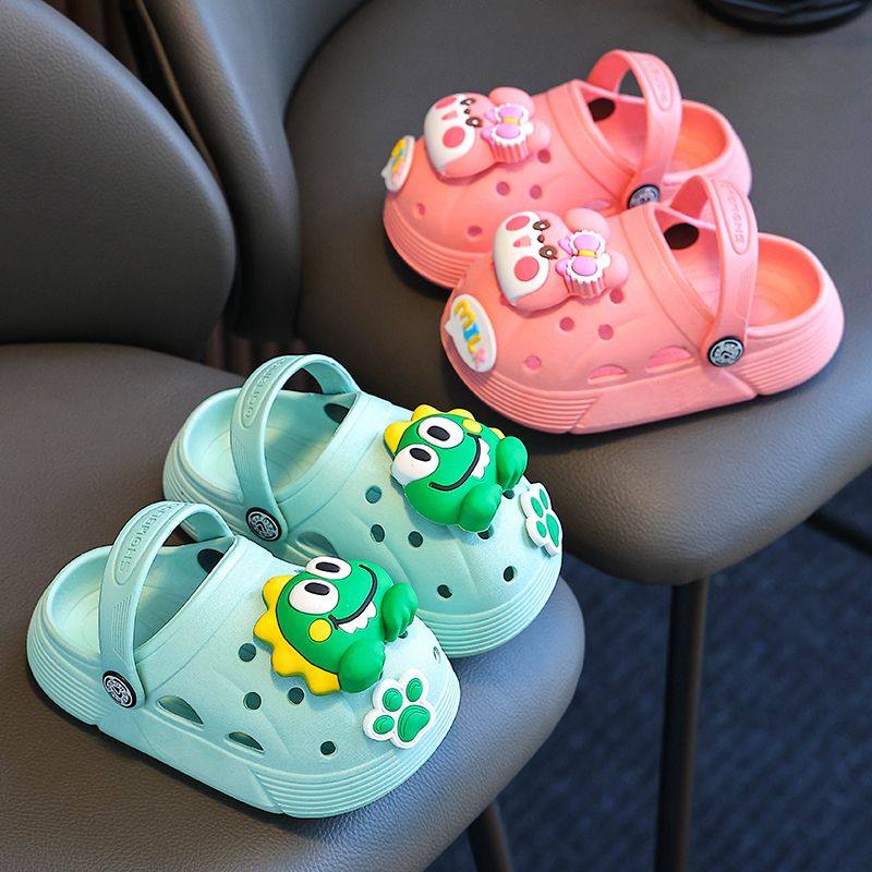 儿童洞洞鞋女宝宝卡通女童春夏季软底外穿防滑透气中小童包头拖鞋