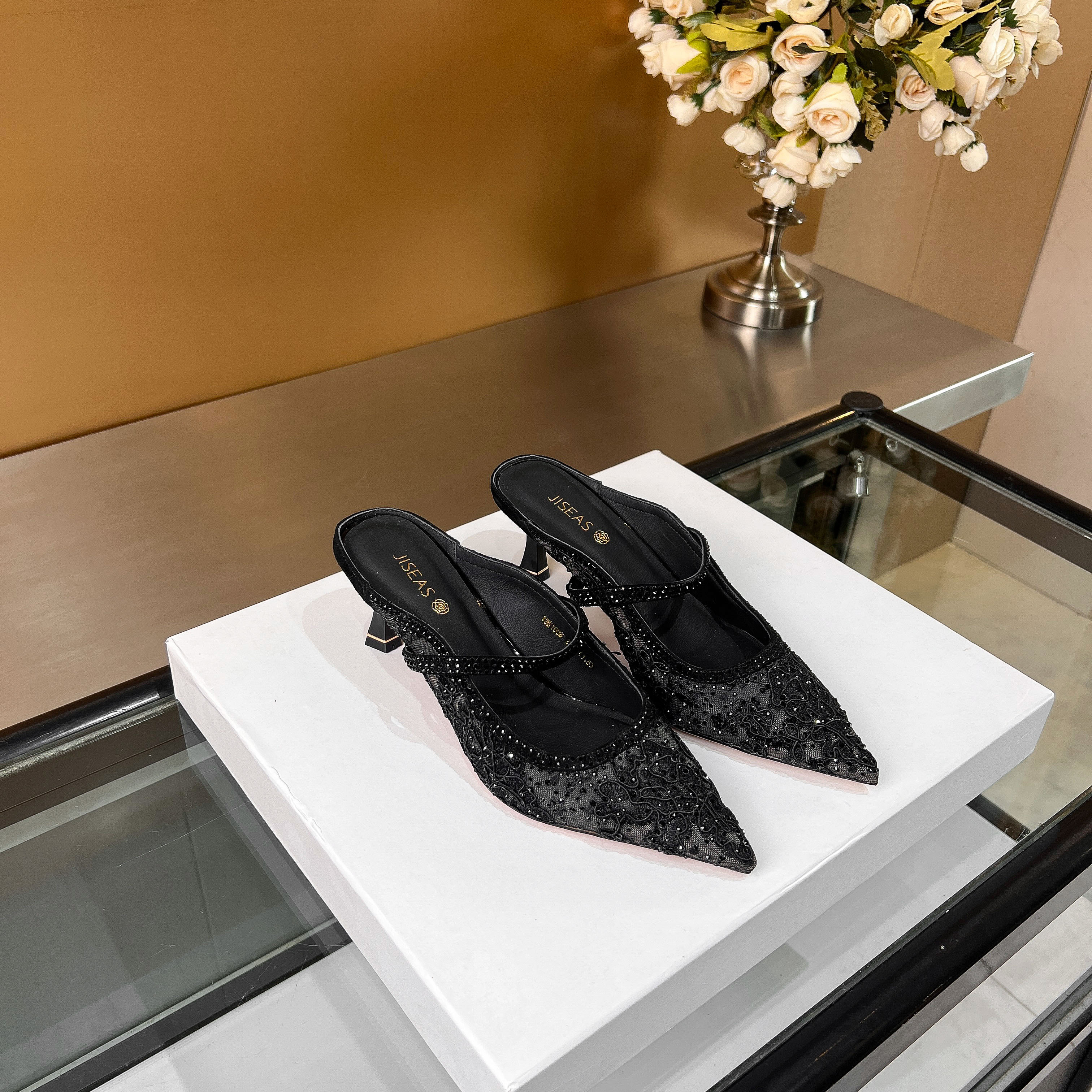 捷熙优雅高跟蕾丝高跟鞋舒适