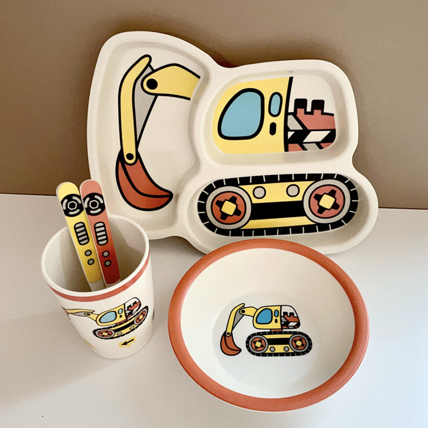 竹纤维儿童餐具餐盘分格飞机家用幼儿园吃饭碗宝宝辅食碗礼盒套装