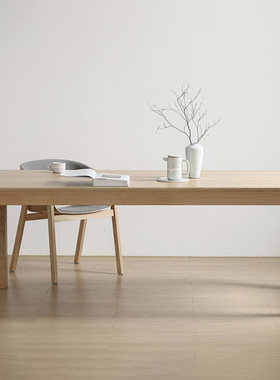 北欧Vemb极简白橡木实木腿橡木贴面原木色餐桌设计师书桌办公桌