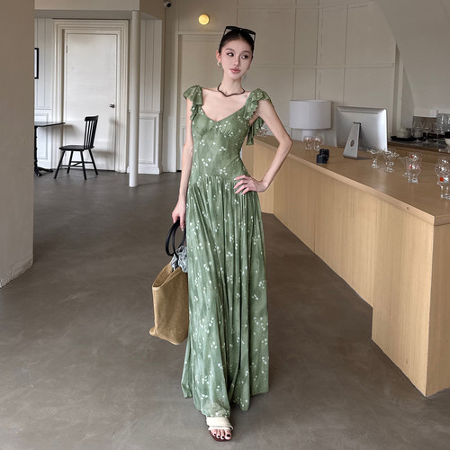 法式复古绿碎花收腰V领连衣裙