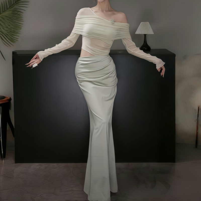 GirlsAt18 绿色一字肩连衣裙女高级性感气质网纱露腰修身礼服长裙