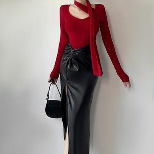开叉半身皮裙长裙套装 GirlsAt18 性感辣妹收腰红色上衣女秋冬新款