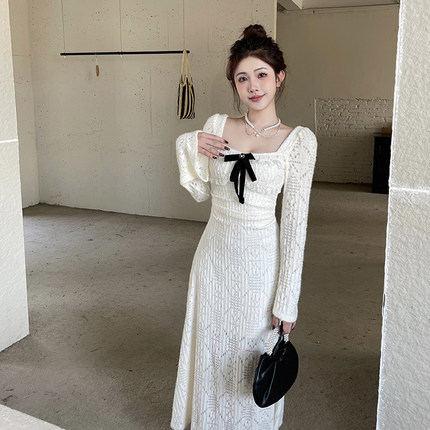 GirlsAt18 法式高级蕾丝白色长袖连衣裙女秋冬温柔风气质修身长裙