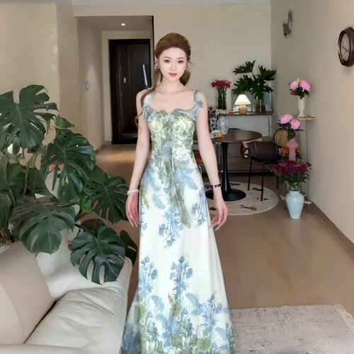 莫奈花园绿色收腰吊带荷叶边长裙