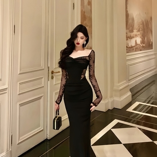 GirlsAt18 性感蕾丝拼接鱼骨丝绒连衣裙秋冬圣诞氛围气质包臀长裙