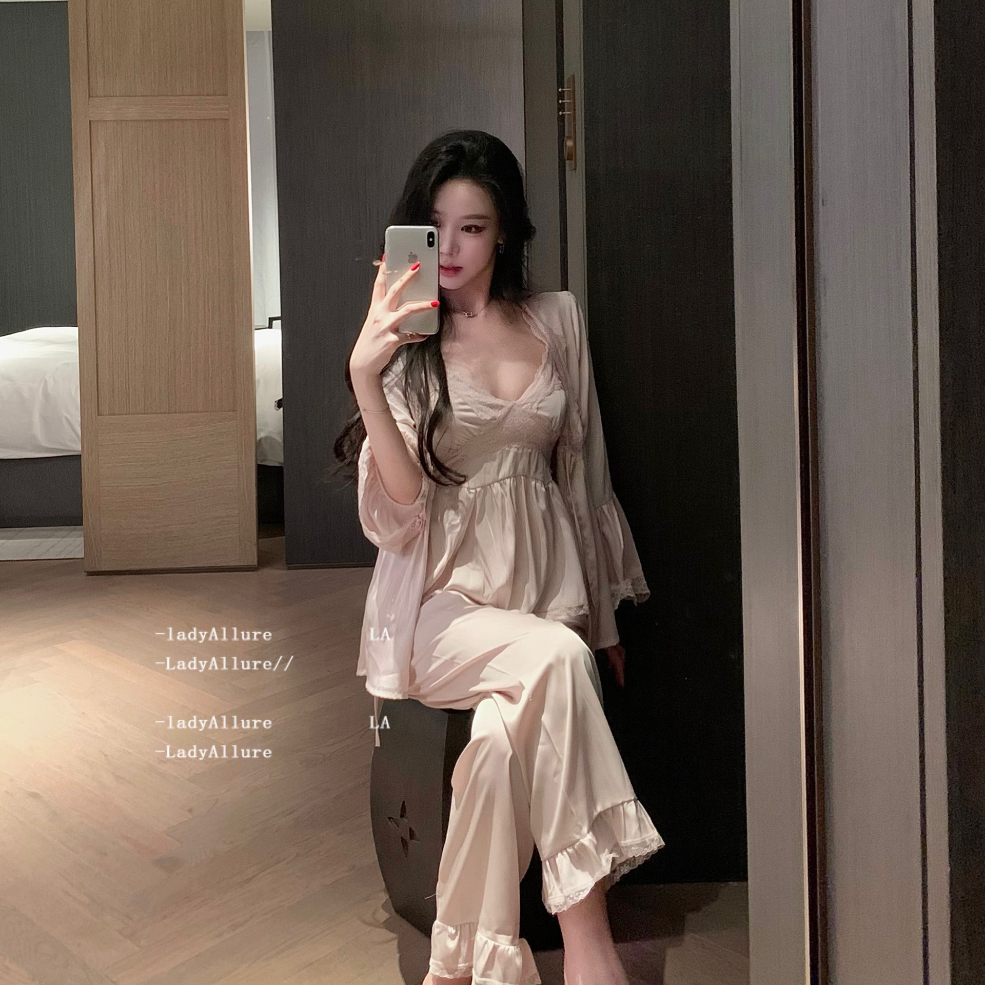 「LA」雾野玫瑰*轻奢高贵性感纯欲三件套缎面吊带睡衣家居服套装