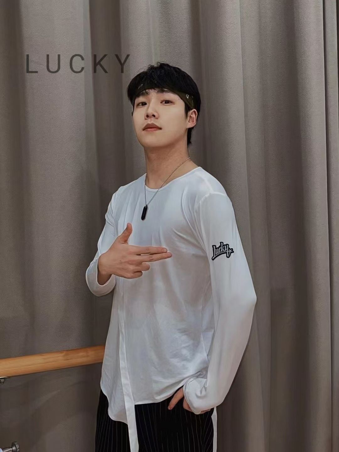 Lucky035男士拉丁舞服春秋飘带设计透气长袖练功服上衣
