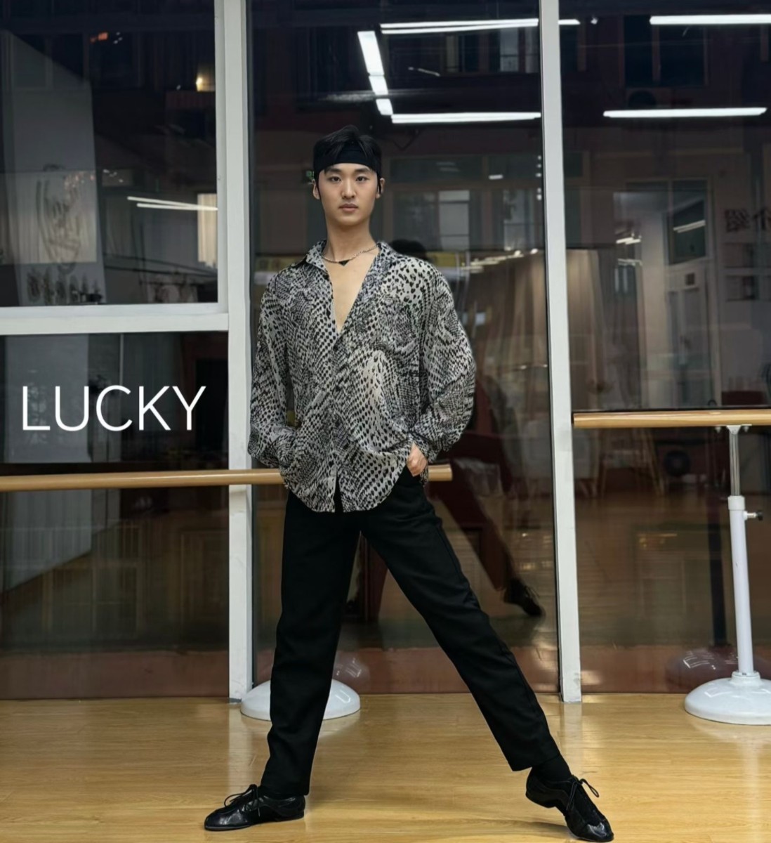 lucky047蛇纹衬衫均码男士拉丁长袖舞蹈练功服百搭宽松表演服