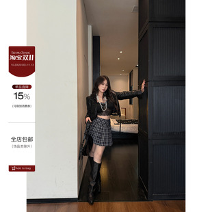 大小姐“酷辣女高”复古气质黑色短款皮衣+吊带内搭+格纹半裙套装