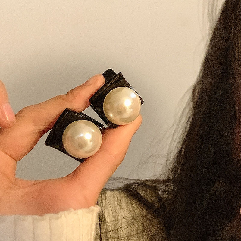 法式复古珍珠抓夹女高级感公主头高马尾小号发抓八字刘海碎发发饰