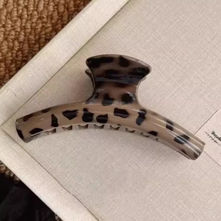 过目不忘~抓夹女高级感2025新款大号鲨鱼夹后脑勺发夹夏天发量大