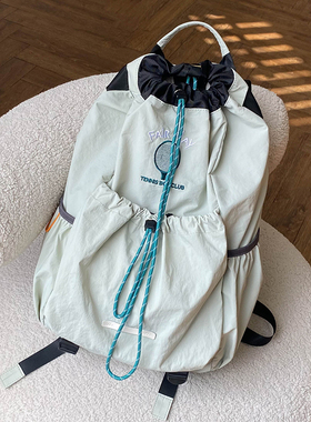 新款韩版轻便骑行双肩包旅行爬山背包男女网球包羽毛球户外书包