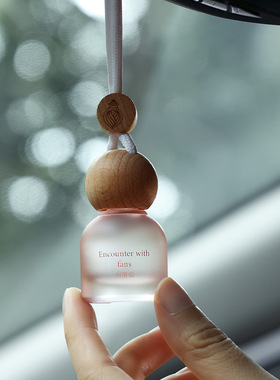 车载香薰挂件2026新款车内香水四季茶香薰用除异味高级持久留香氛