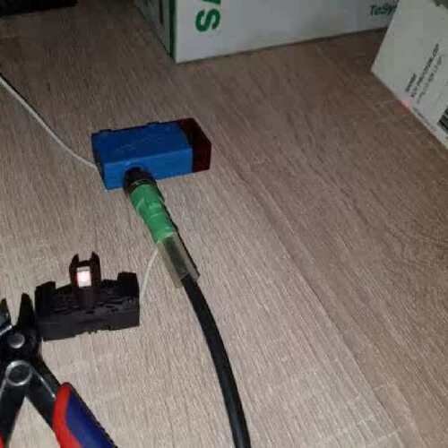 议价Wenglor HM24PA2 Neu Reflex Sensor Reflextaster TEST : OK