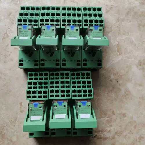 议价继电器2834096+底座2833589 实物拍摄