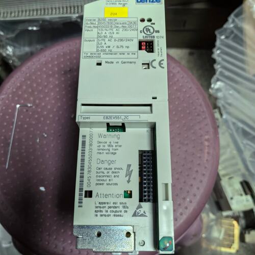 议价e82ev551-2c 9新变频器e82ev 8200系列220v 0.55kw包好质保三
