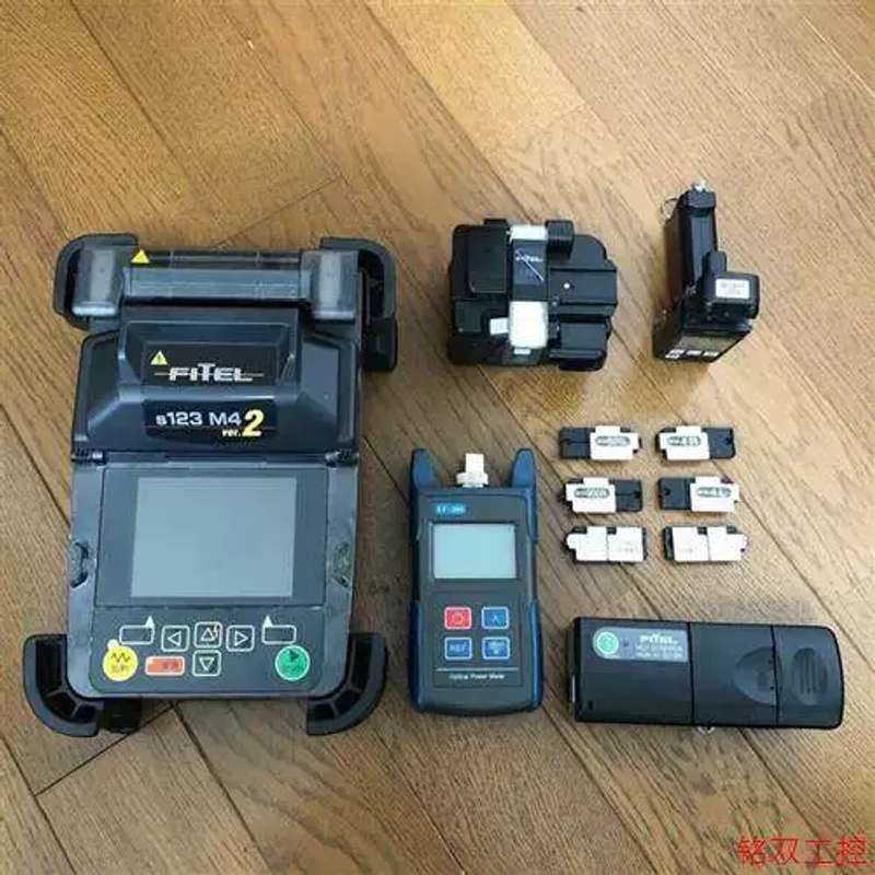 议价直拍不发:议价古河fitel S123m4带状光纤熔接机。