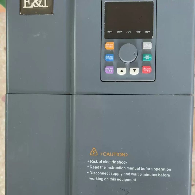TD90-022G/030P-4 E&T变频器 22/30KW 380V三相议价维修