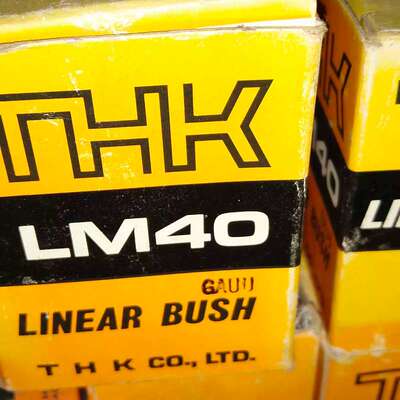 钢保持直线轴承LM40GAUU.LM35GAUU.LM30GAUU