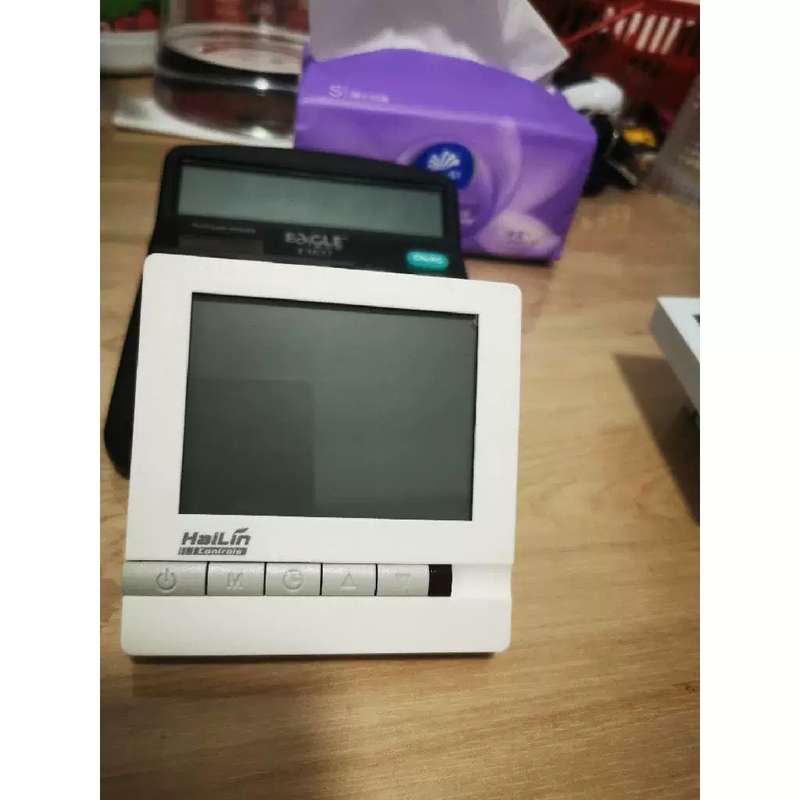 议价海林地暖温控器HA208