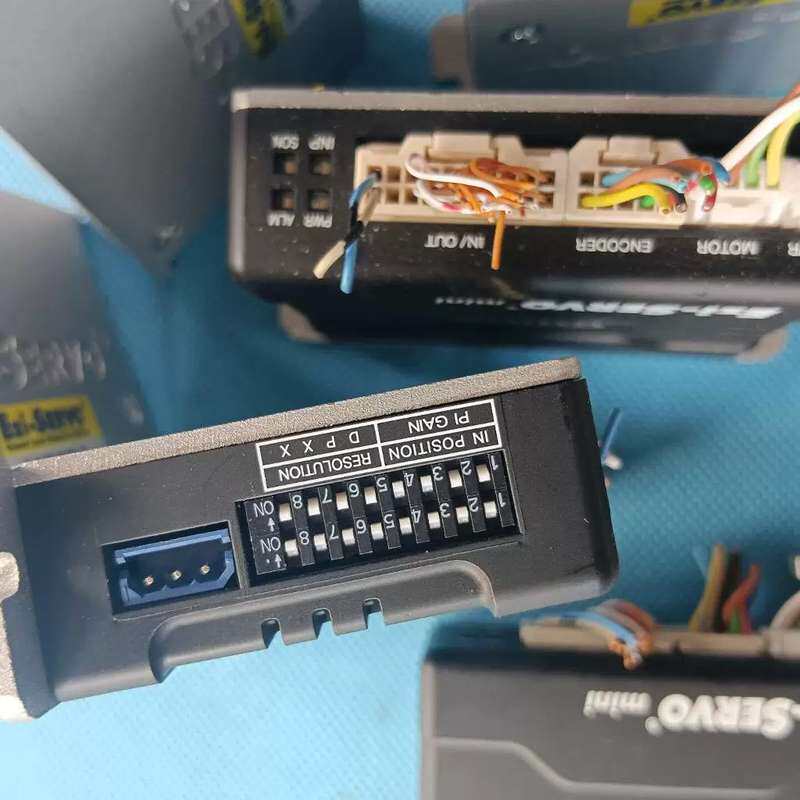 议价韩国二相闭环步进驱动器EzS-PD-MI-28L-D