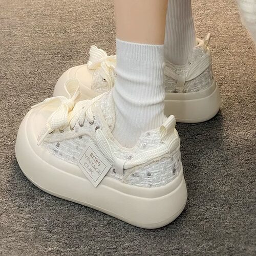 女款百搭休闲厚底增高帆布面包鞋
