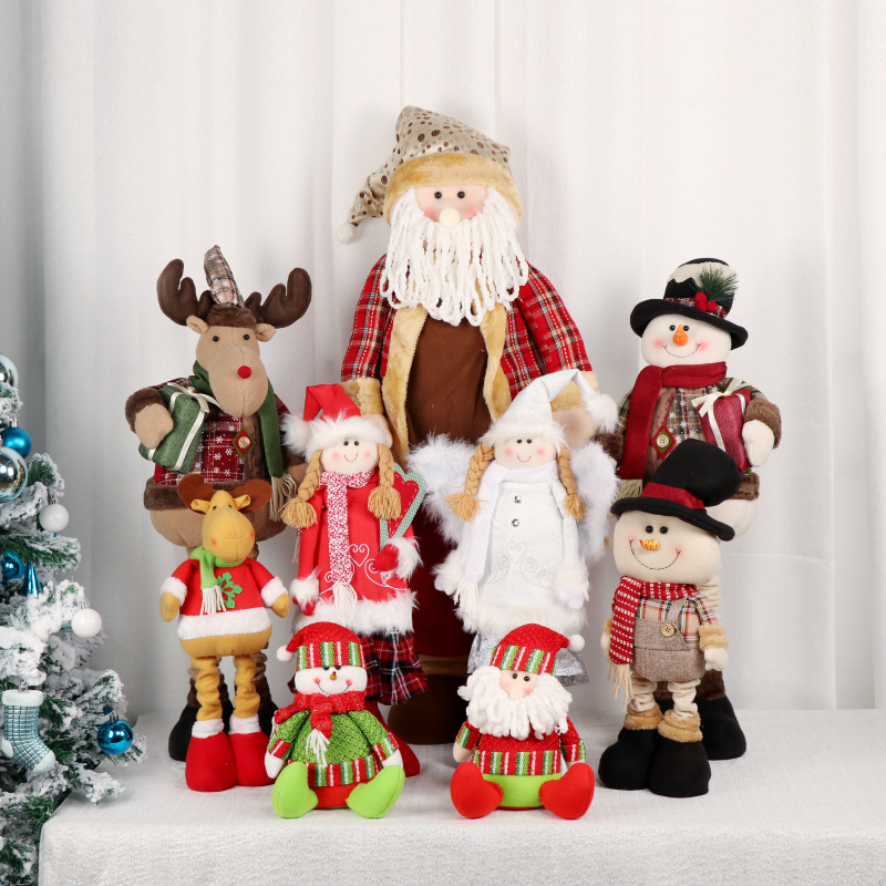 圣诞节装饰品小鹿老人公仔大雪人布娃娃可爱摆件礼物商场橱窗布置