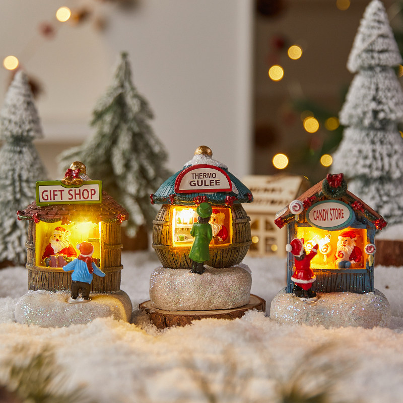 圣诞节装饰老人发光卖报亭桌面