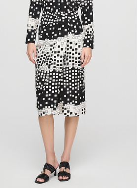 ELLASSAY歌力思夏季新款桑蚕丝黑白格印花直筒半裙女EWE362Q04000