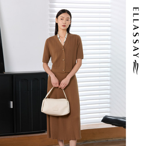 ELLASSAY歌力思秋季新款绵羊毛A字垂感针织半身裙女EWE363M02200