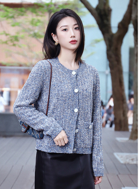 ELLASSAY歌力思秋冬新款小香风花纱软糯圆领针织衫女EWV343M00600