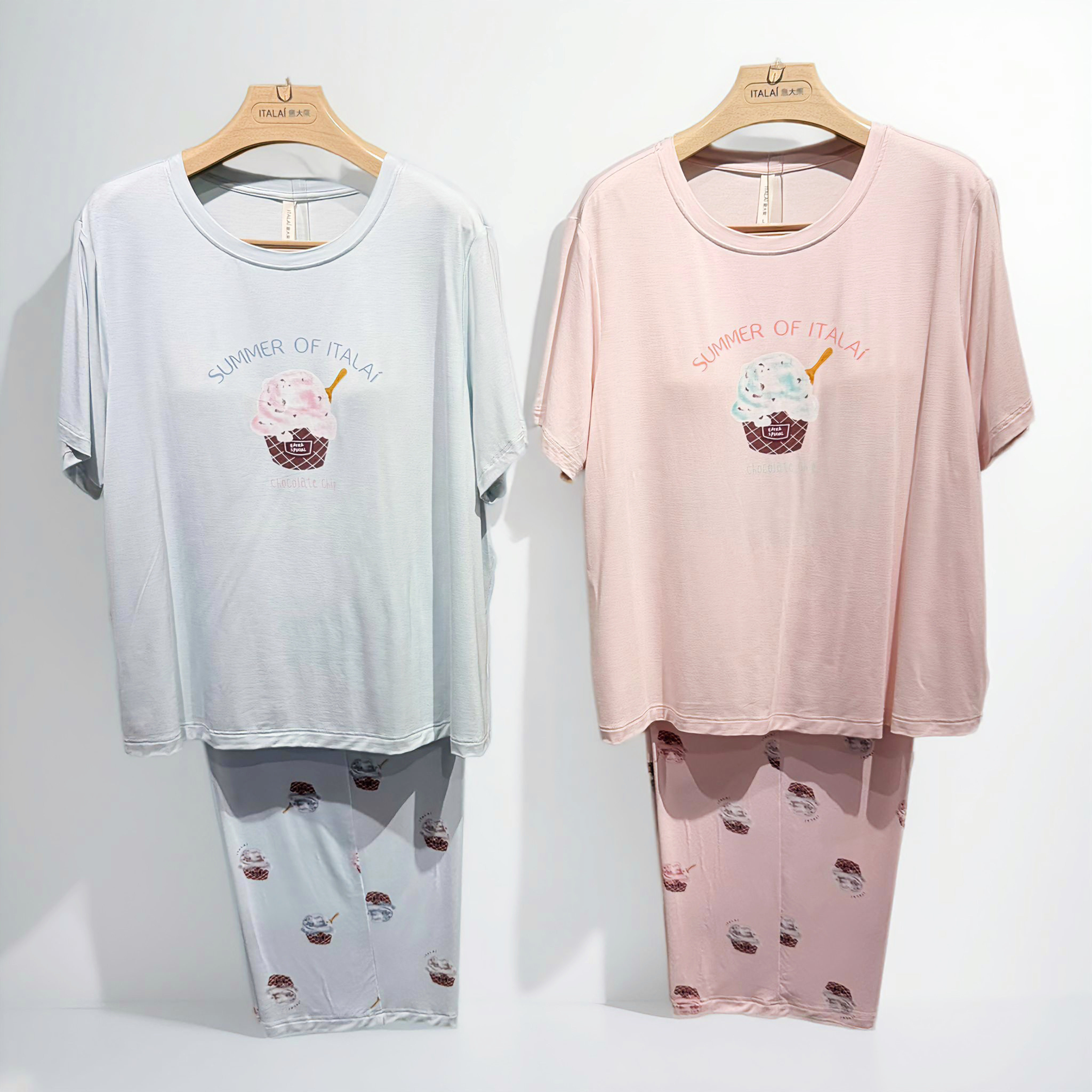 意大莱春夏女士竹纤维圆领半袖带胸垫睡衣家居服套装6A540