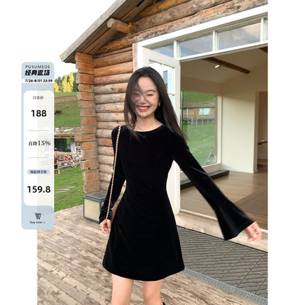 pusumede黑色丝绒连衣裙女新款设计感气质复古长袖小黑裙收腰短裙