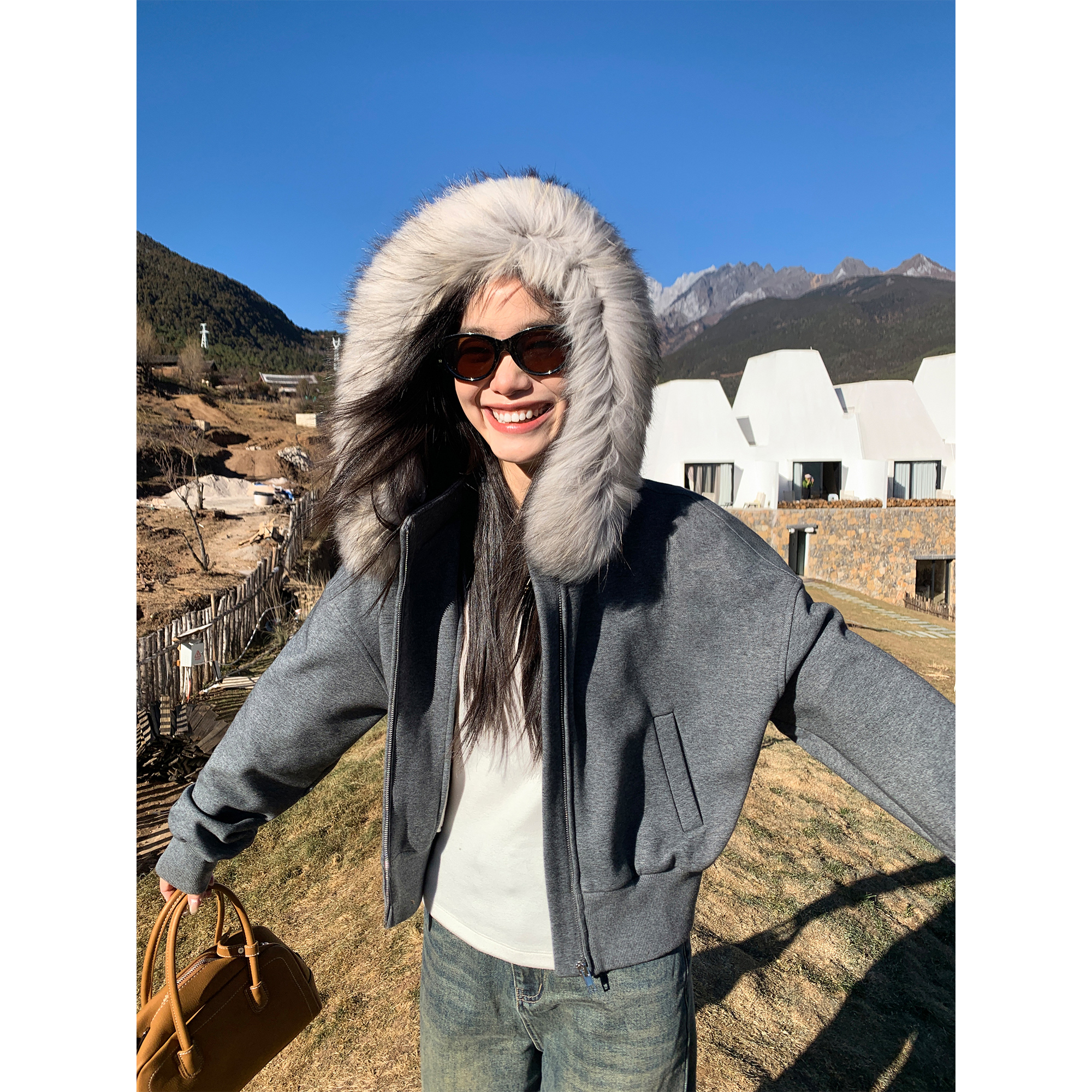 连帽卫衣女秋冬保暖短款拉链开衫