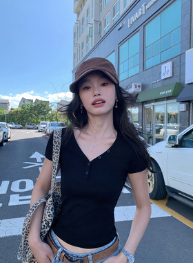 pusumede 身材魔法T 经典V领短袖T恤女修身收腰短款基础正肩上衣