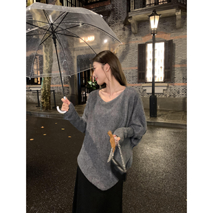 pusumede不规则一字肩毛衣女宽松设计感小众慵懒蝙蝠袖 上衣 针织衫