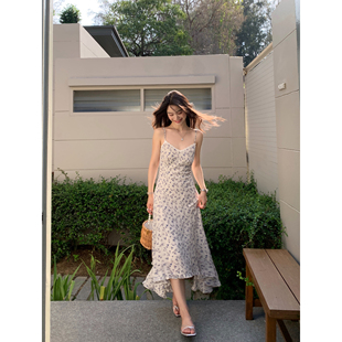 pusumede 不规则吊带裙碎花连衣裙女蕾丝收腰气质小众长裙茶歇裙