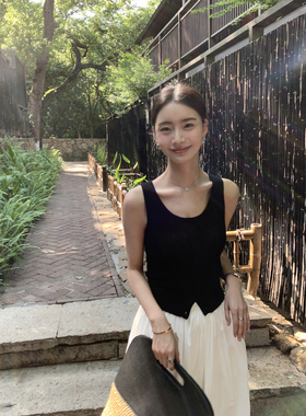 pusumede 黑色U领无袖针织吊带背心女夏季设计感修身短款开衫上衣