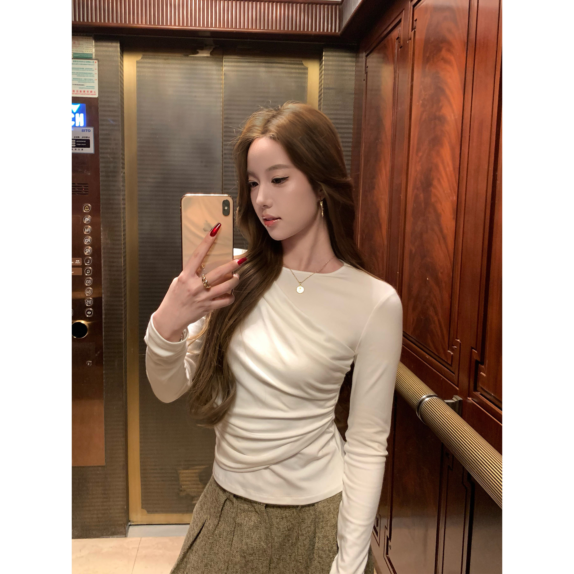 pusumede冰花物语 不规则褶皱长袖T恤女设计感小众收腰打底衫上衣