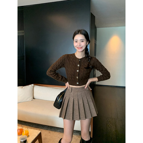 百褶半裙学院风A字短裙