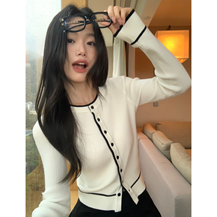 长袖 pusumede 女拼色设计感修身 气质圆领针织开衫 上衣 朦胧月光