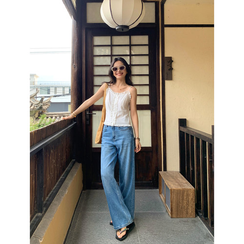 休闲直筒牛仔裤女阔腿裤