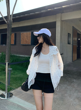 pusumede【现货7.5折】白色碎花长袖防晒衣外套拉链连帽开衫上衣