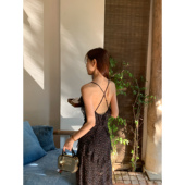 pusumede 现货7折 复古碎花吊带连衣裙女荷叶边设计感长裙