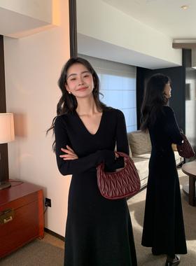 pusumede 加分系列 v领针织连衣裙女长袖收腰内搭打底裙气质长裙