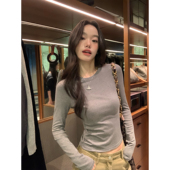 上衣女纯色修身 pusumede 圆领长袖 基础款 打底针织t恤 自在随性