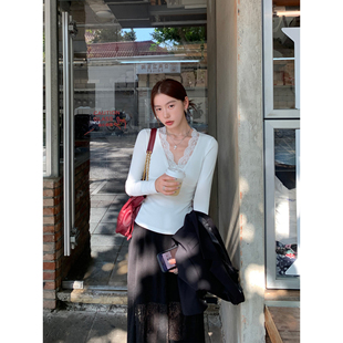 T恤女设计感修身 气质蕾丝拼接长袖 针织上衣 时髦精Vibe pusumede