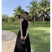 黑色挂脖连衣裙女夏季 pusumede 法式 赫本风拼接气质收腰露肩长裙